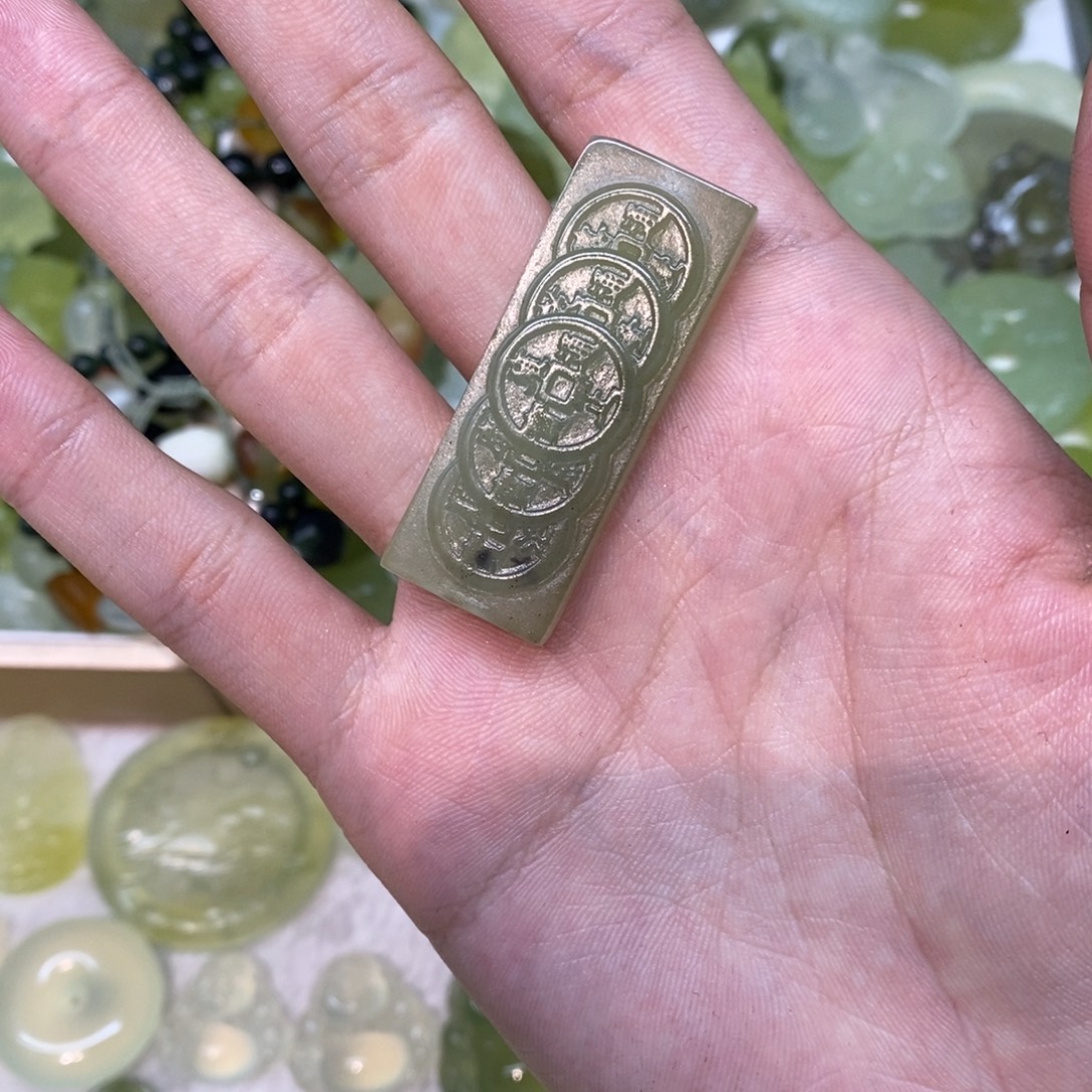 岫玉未镶嵌吊坠(不含链)两单包邮