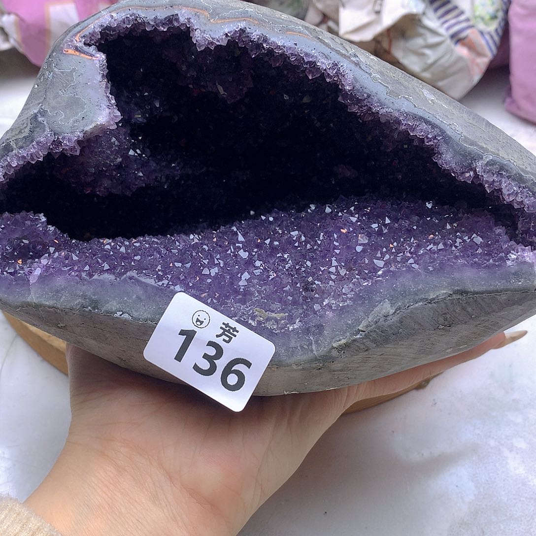 紫晶大型摆件（非配饰）未镶嵌