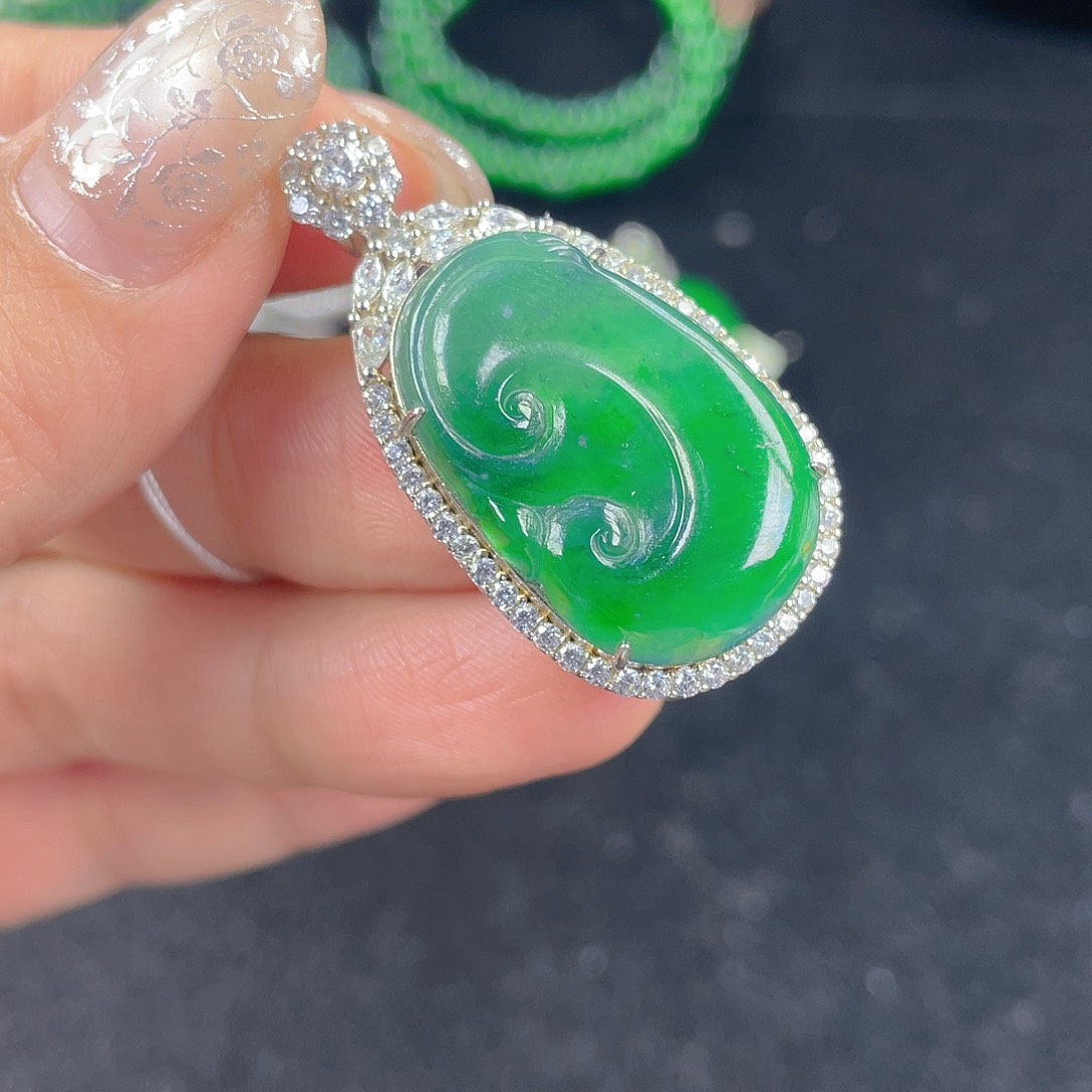 翡翠吊坠(不含链)银S925镶嵌