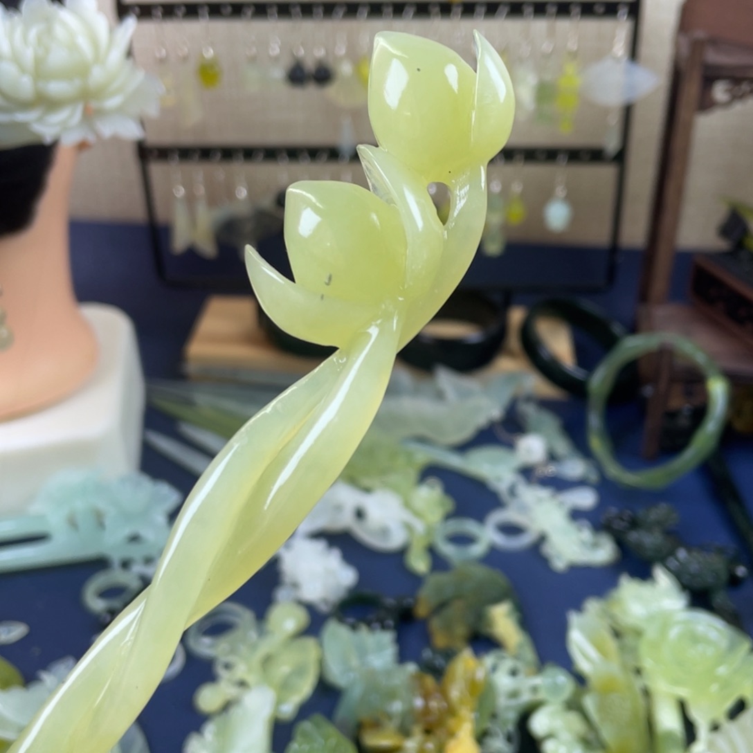 蛇纹石玉发饰未镶嵌