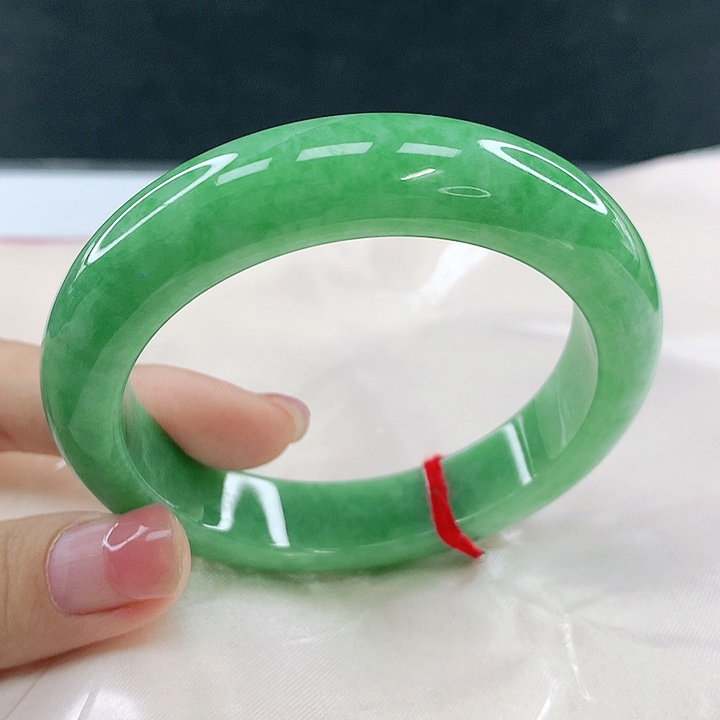 翡翠未镶嵌手镯圈54.6，15056