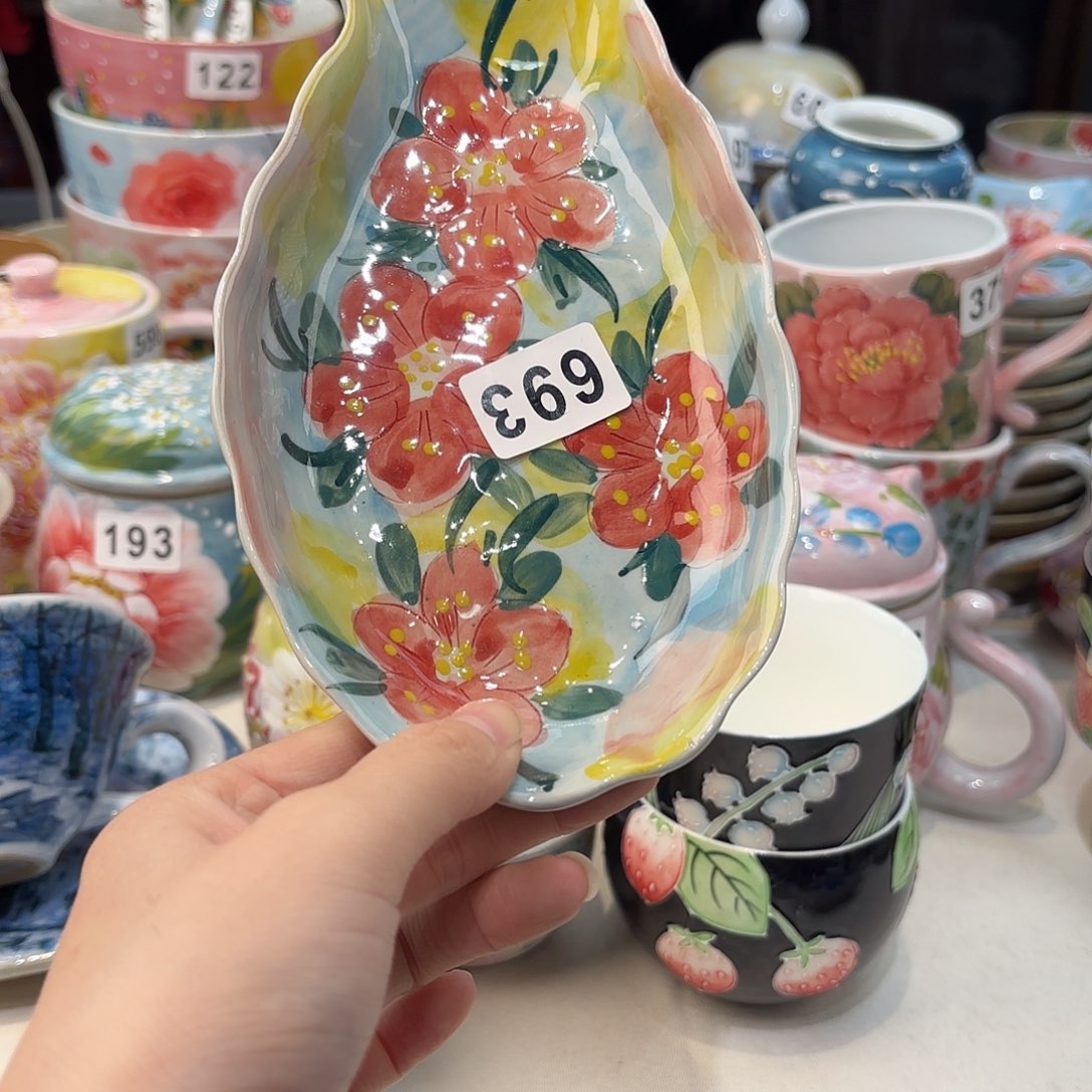 瓷片兔兔好可爱呀打