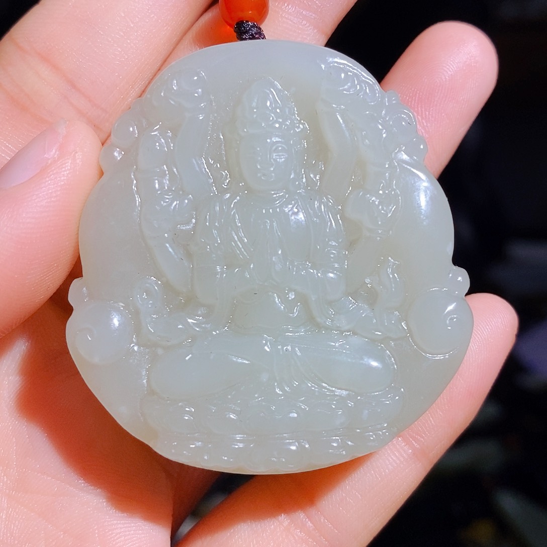 和田玉颈饰未镶嵌