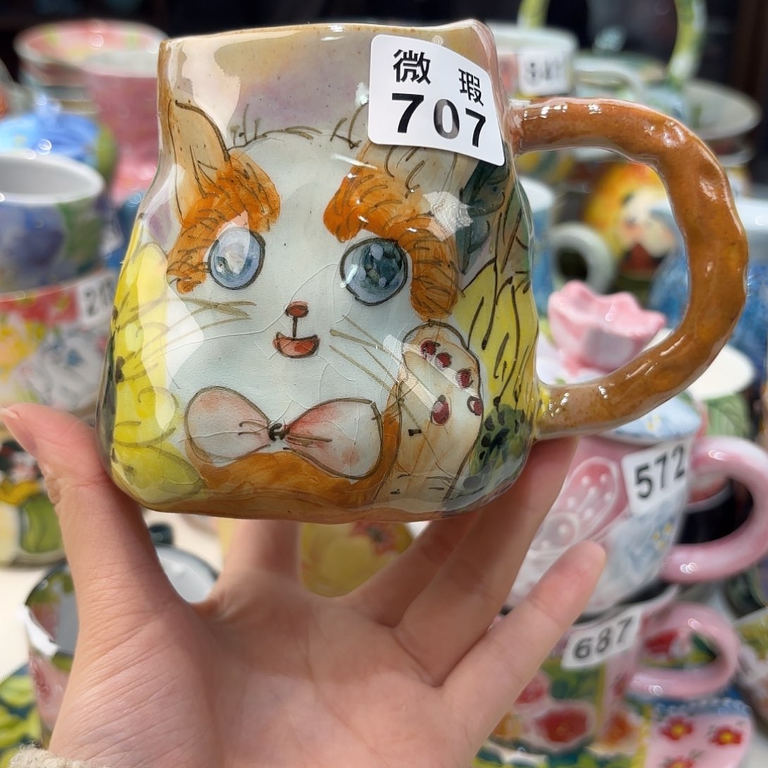 瓷片兔兔好可爱呀打