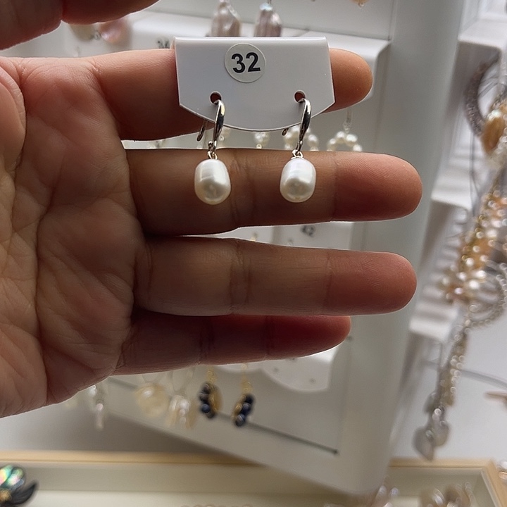 银S925镶嵌耳饰淡水珍珠