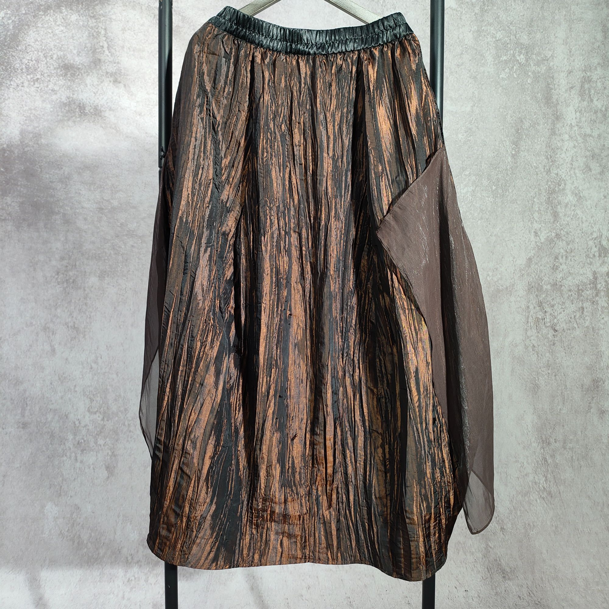 BF32807-1新中式盘扣刺绣提花拼纱咖色花苞裙