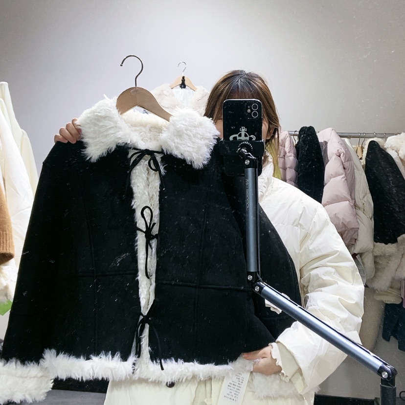 【闪购商品】黑色外套