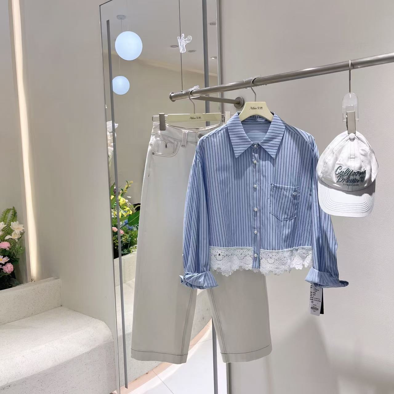 艾然秋款条纹拼接蕾丝衬衫时尚气质