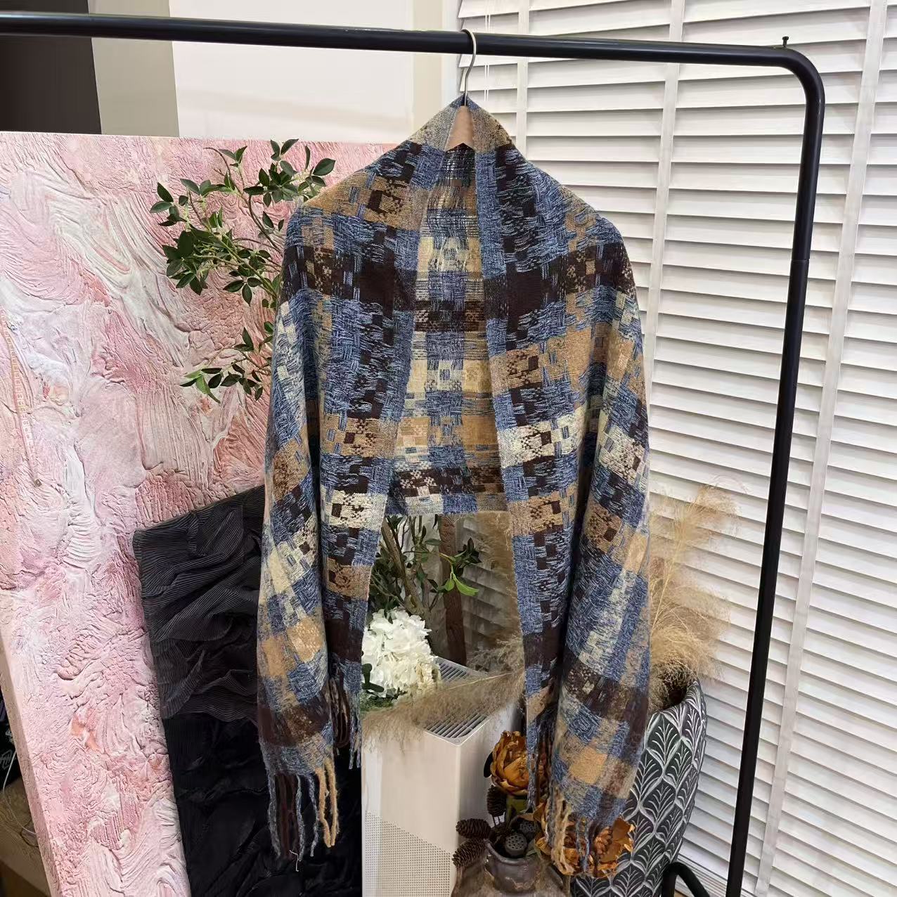 温暖百搭「撞色格纹」长款围巾E6502