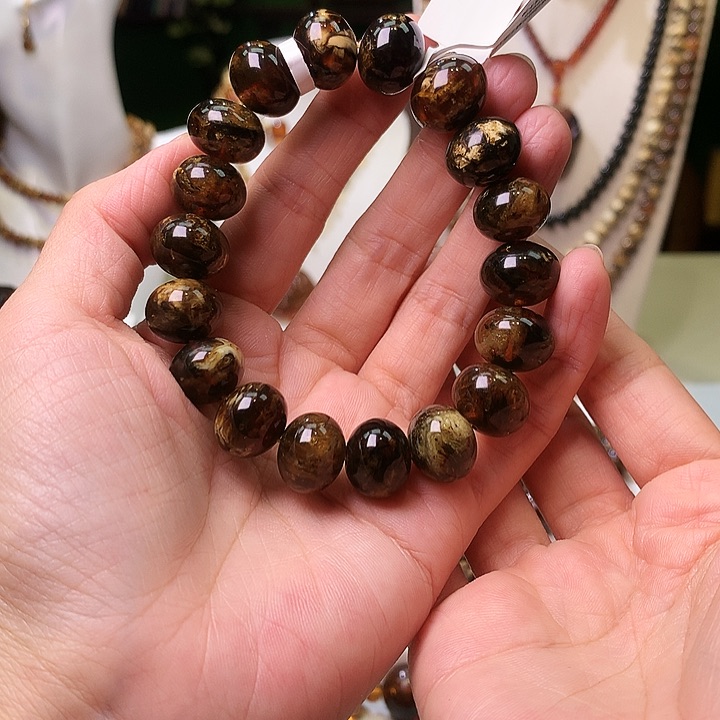 琥珀裸石未镶嵌抚顺琥珀