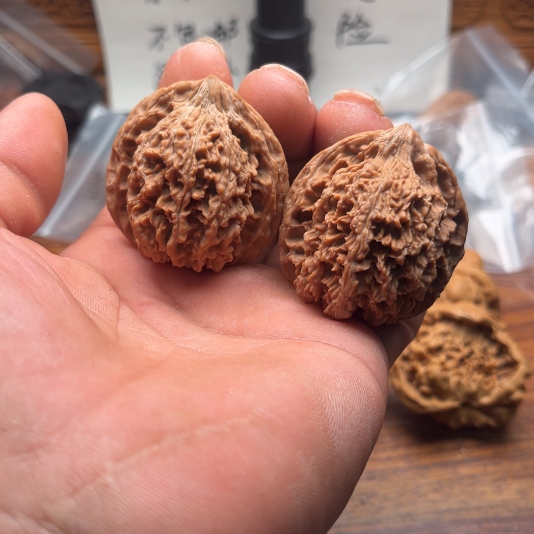 文玩核桃把件满天星