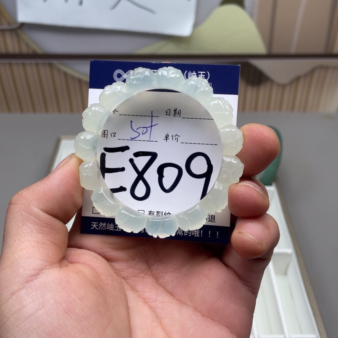 岫玉手镯手纯手未镶嵌