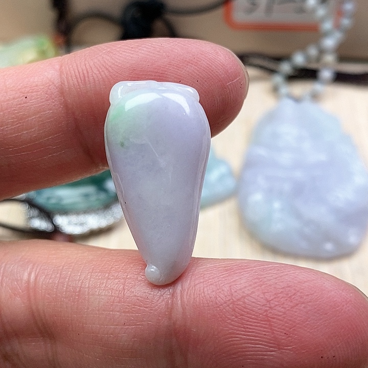 翡翠颈饰未镶嵌1111111111111