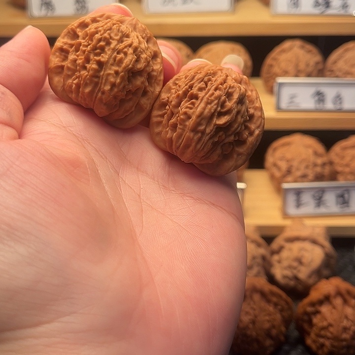 文玩核桃把件37汉高楼