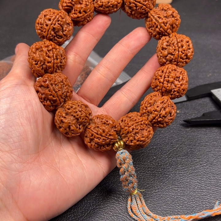 金刚菩提手串24五抓梅花