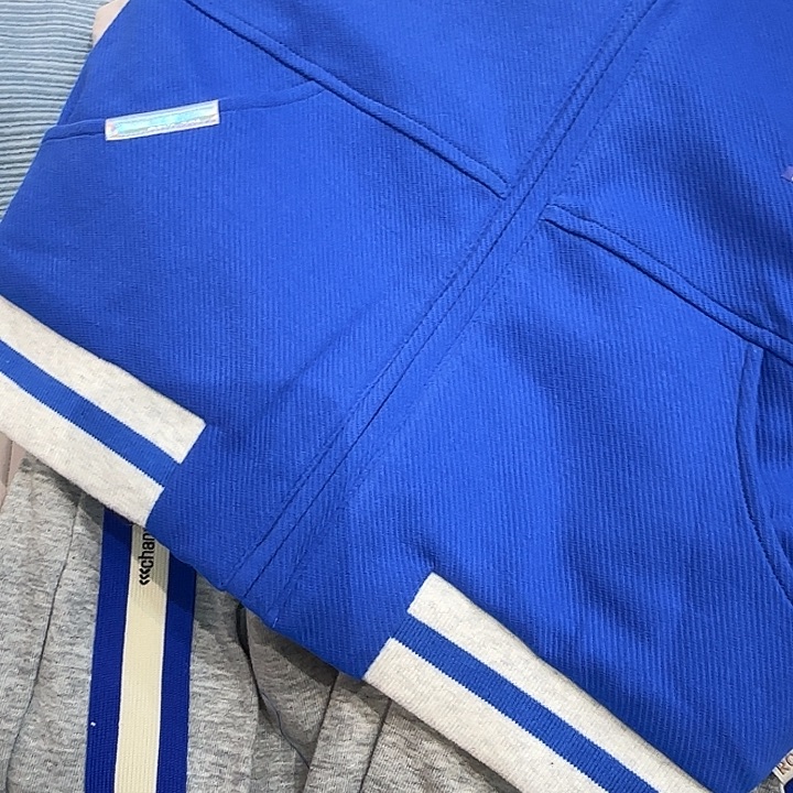 90尺码宽腰短裤搭配短裤也