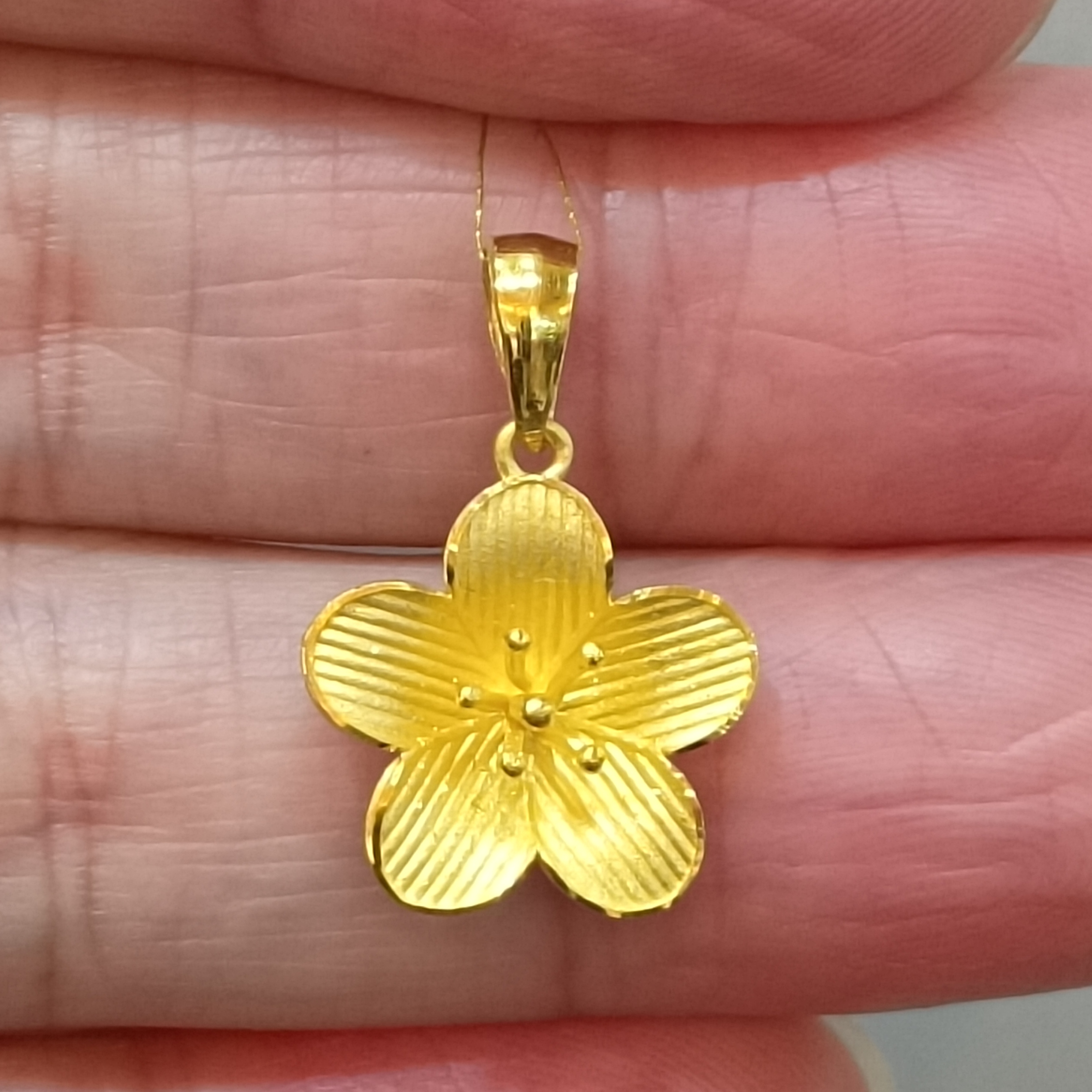 足金999黄金吊坠2.59克真金正品纯黄金花吊坠子实心时尚新款挂坠