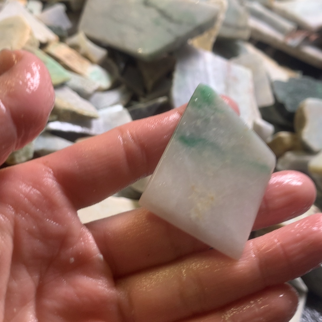 翡翠颈饰未镶嵌缅甸翡翠