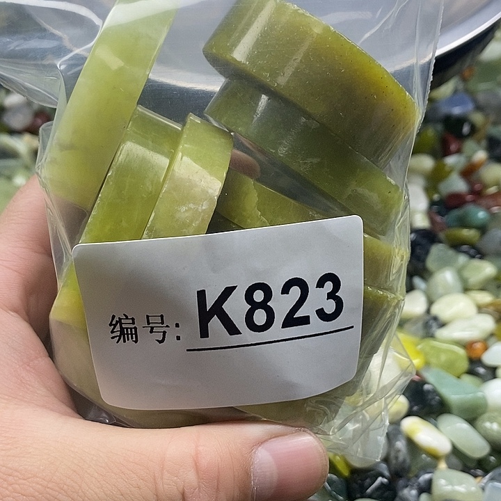 岫玉鱼缸石未镶嵌