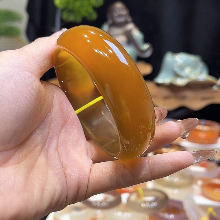 玛瑙/玉髓手镯未镶嵌