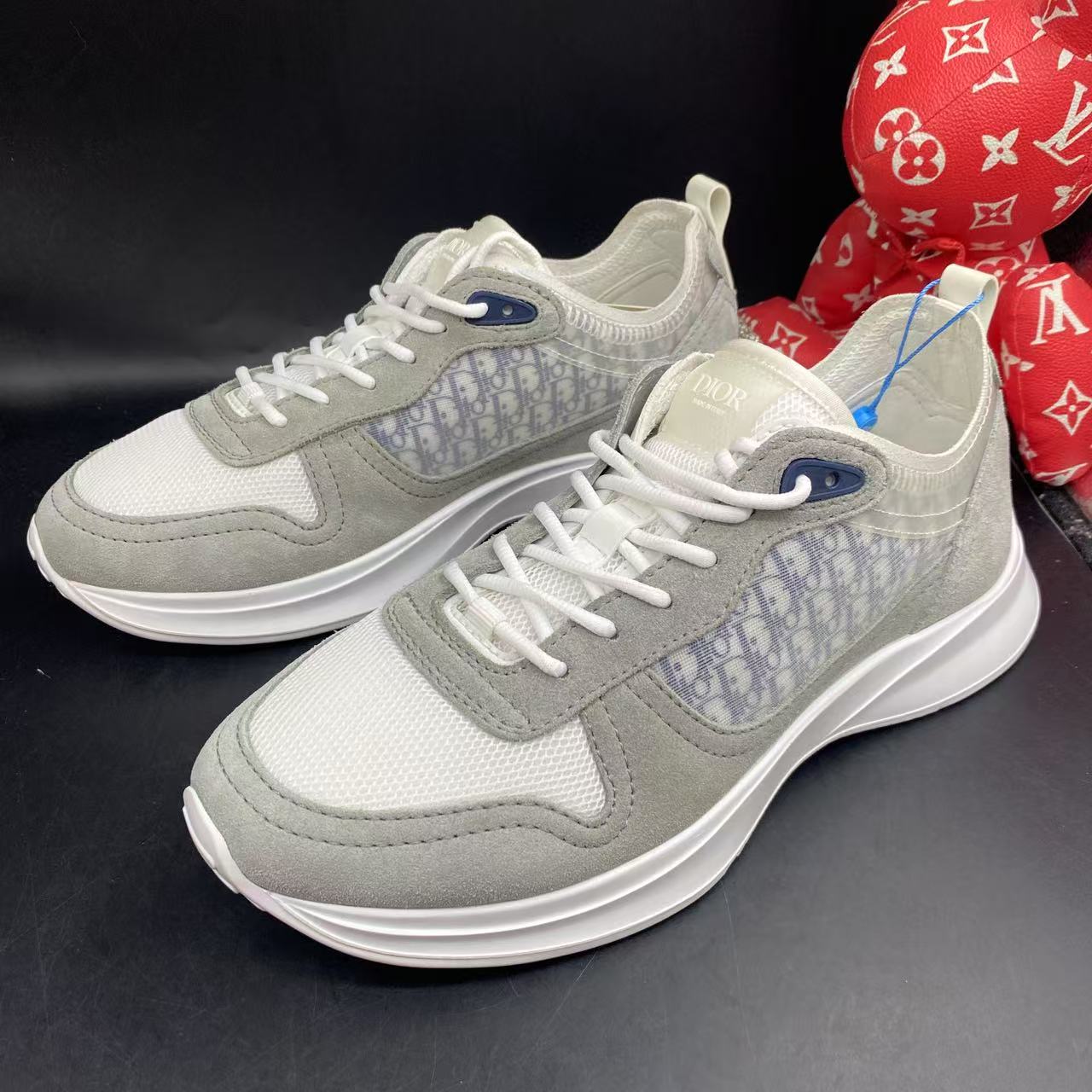 95新 DIOR/迪奥 白灰老花网纱舒适休闲B25运动鞋42欧码zb10
