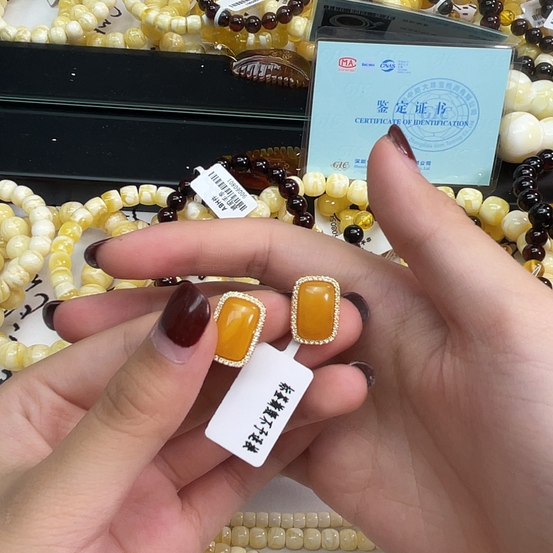 裸石琥珀未镶嵌琥珀