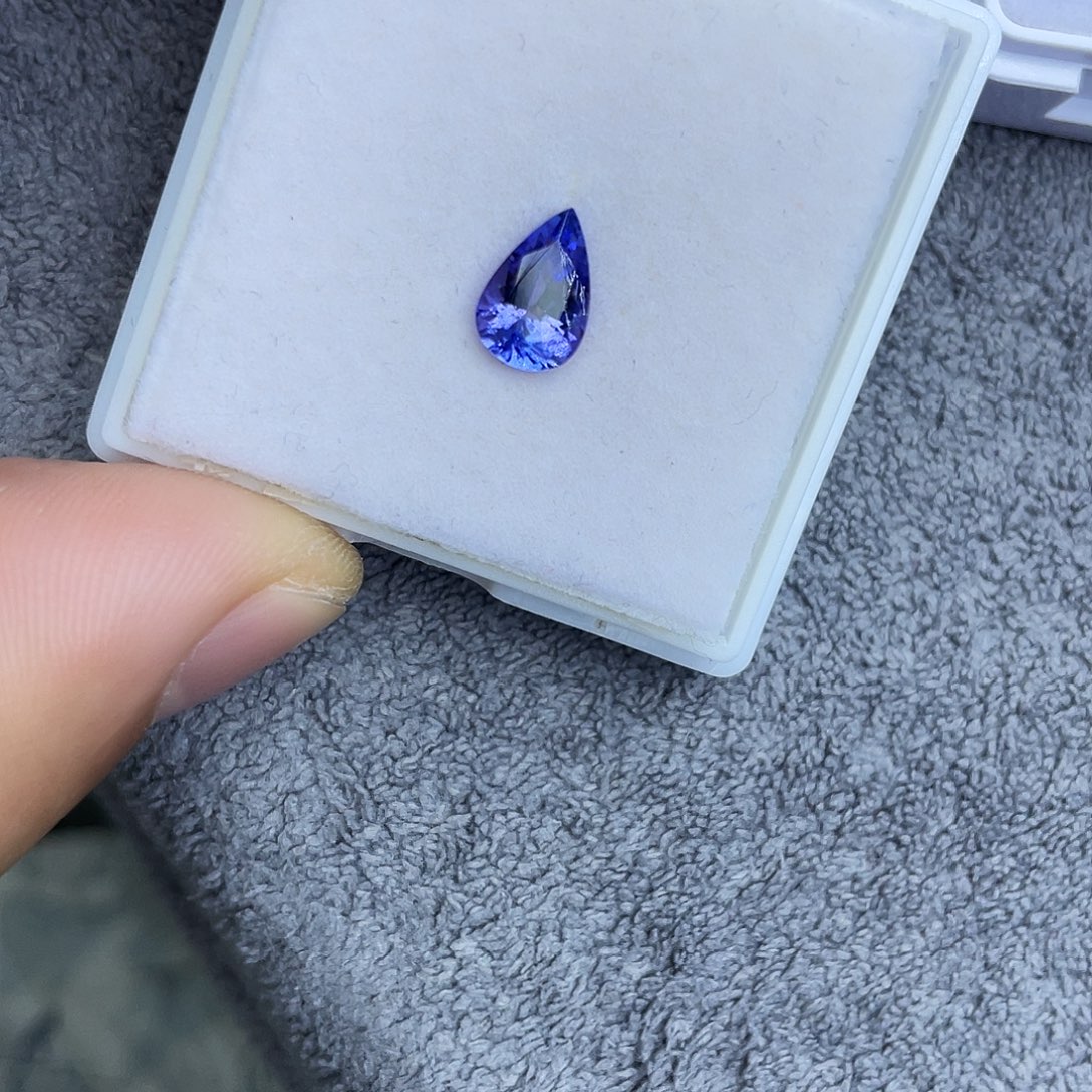 坦桑石裸石未镶嵌1.296Ct