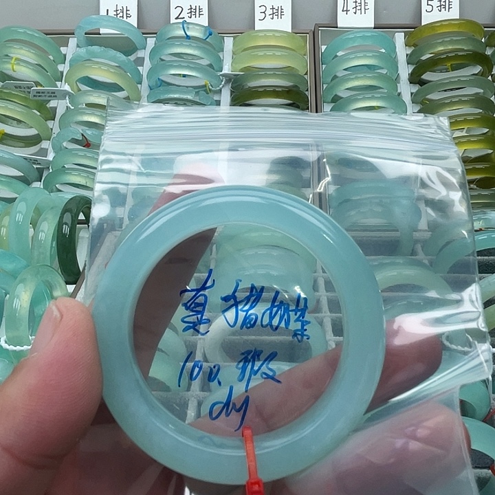 真****蛇纹石玉未镶嵌手镯