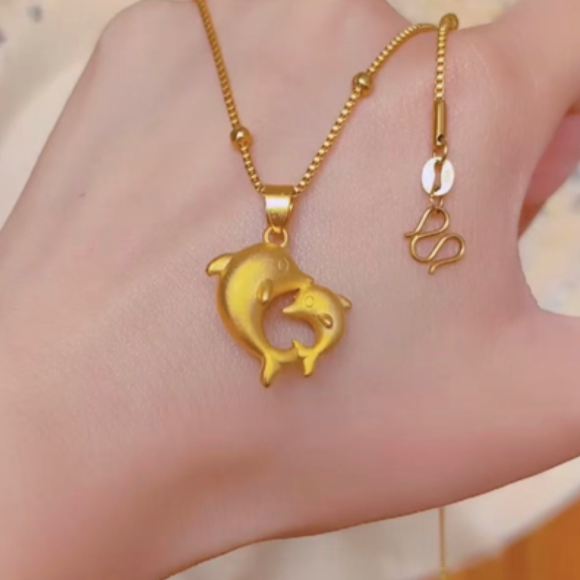 钛钢项链 A-02-M扣豆豆链条海豚精美百搭时尚坠链饰品锁骨链链子