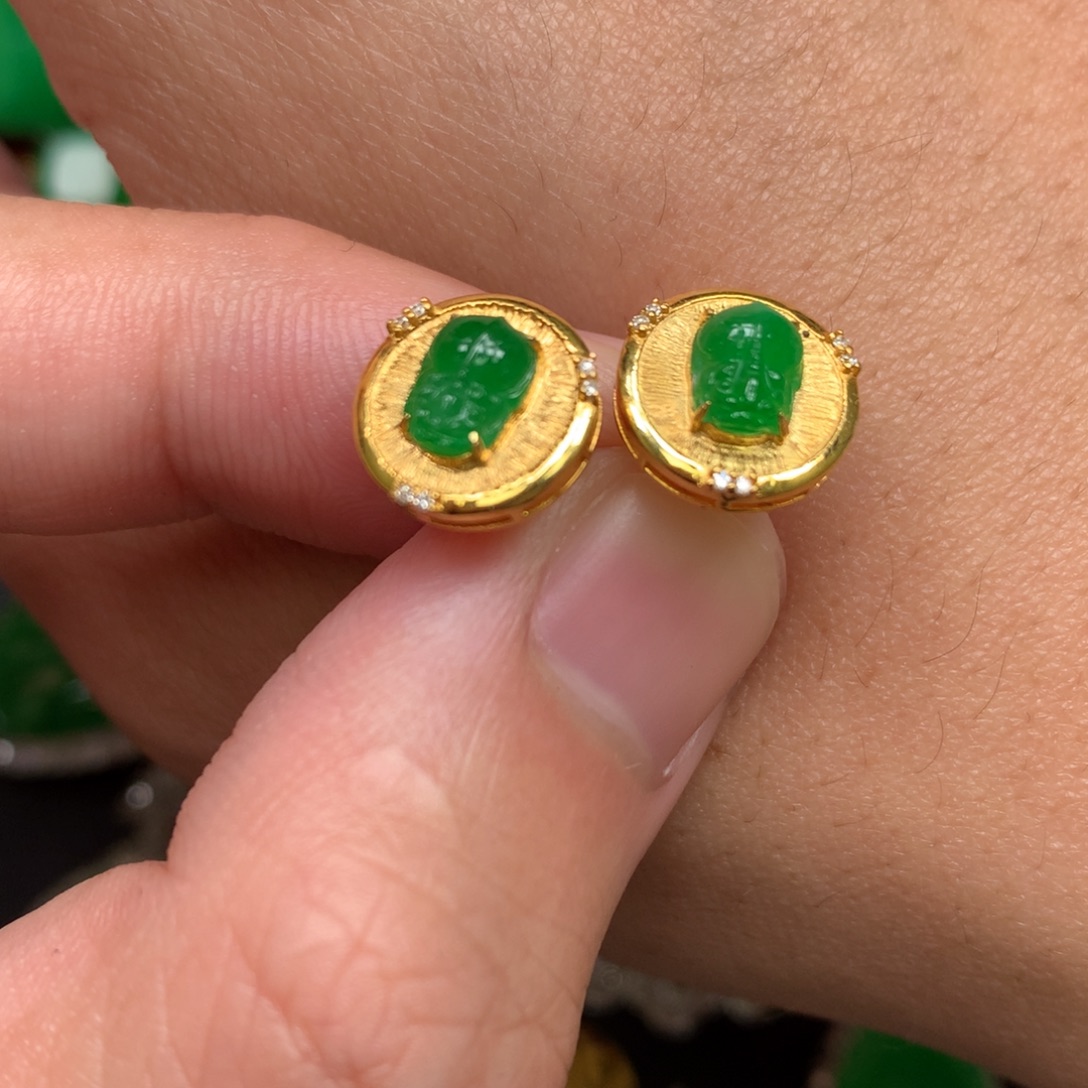 翡翠18K金镶嵌耳饰