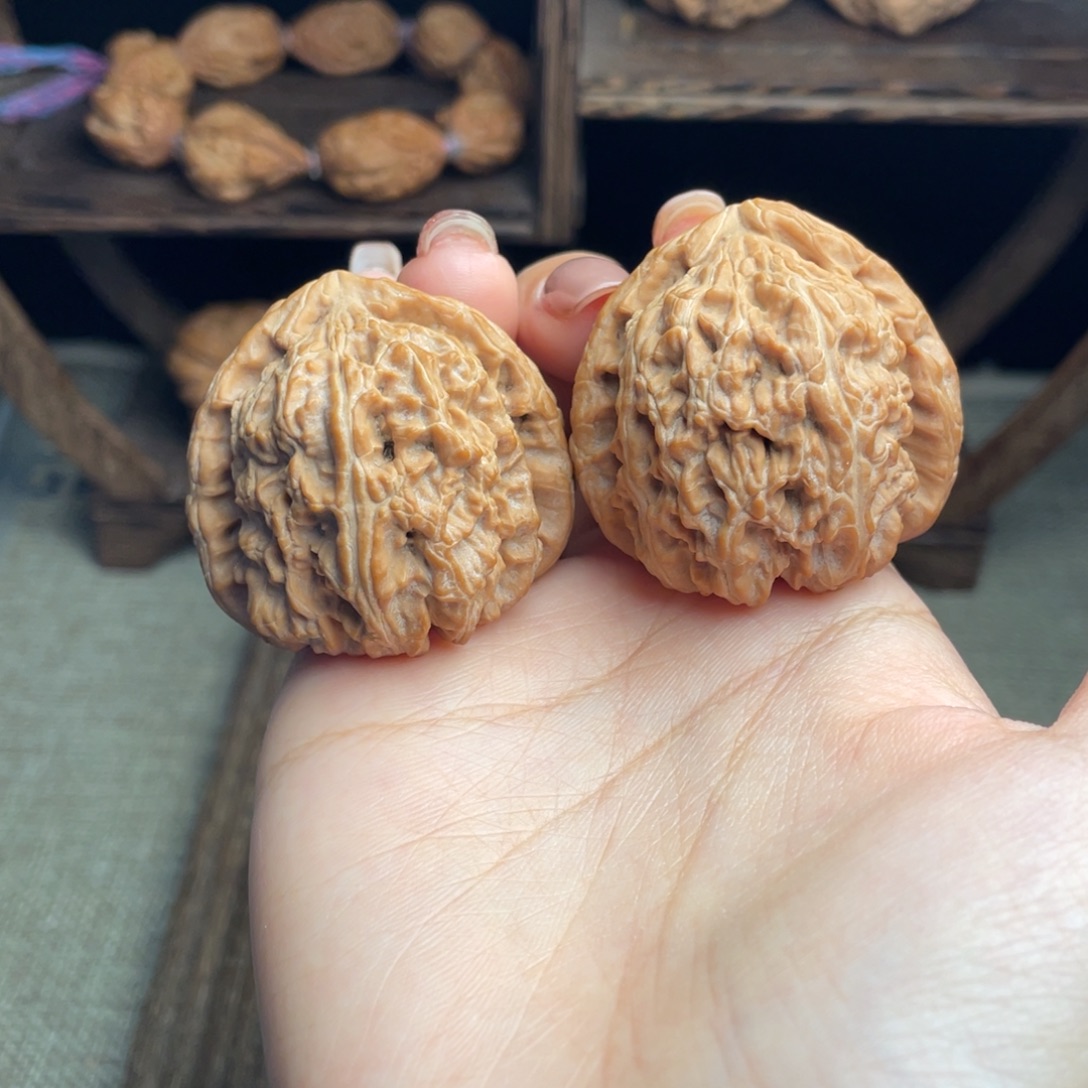 吊坠文玩核桃新果头货三角白40 全品白茬