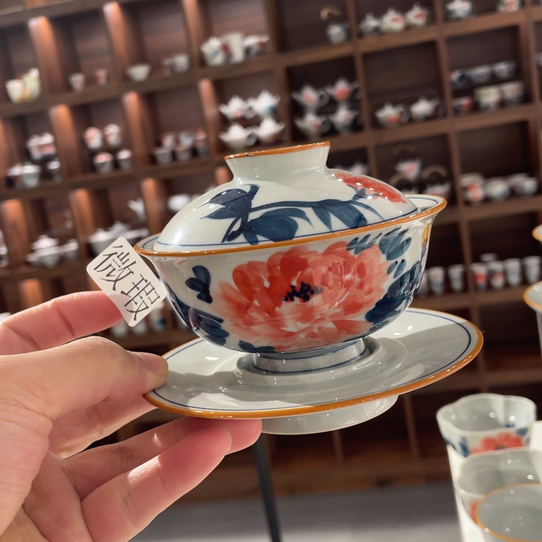 釉下手绘茶具微瑕