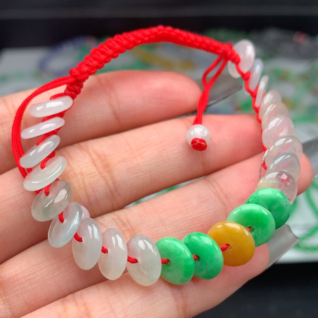 翡翠手链未镶嵌卡