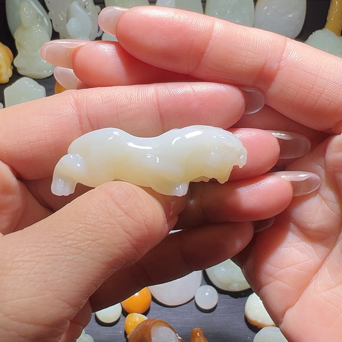 颈饰未镶嵌和田玉大***季