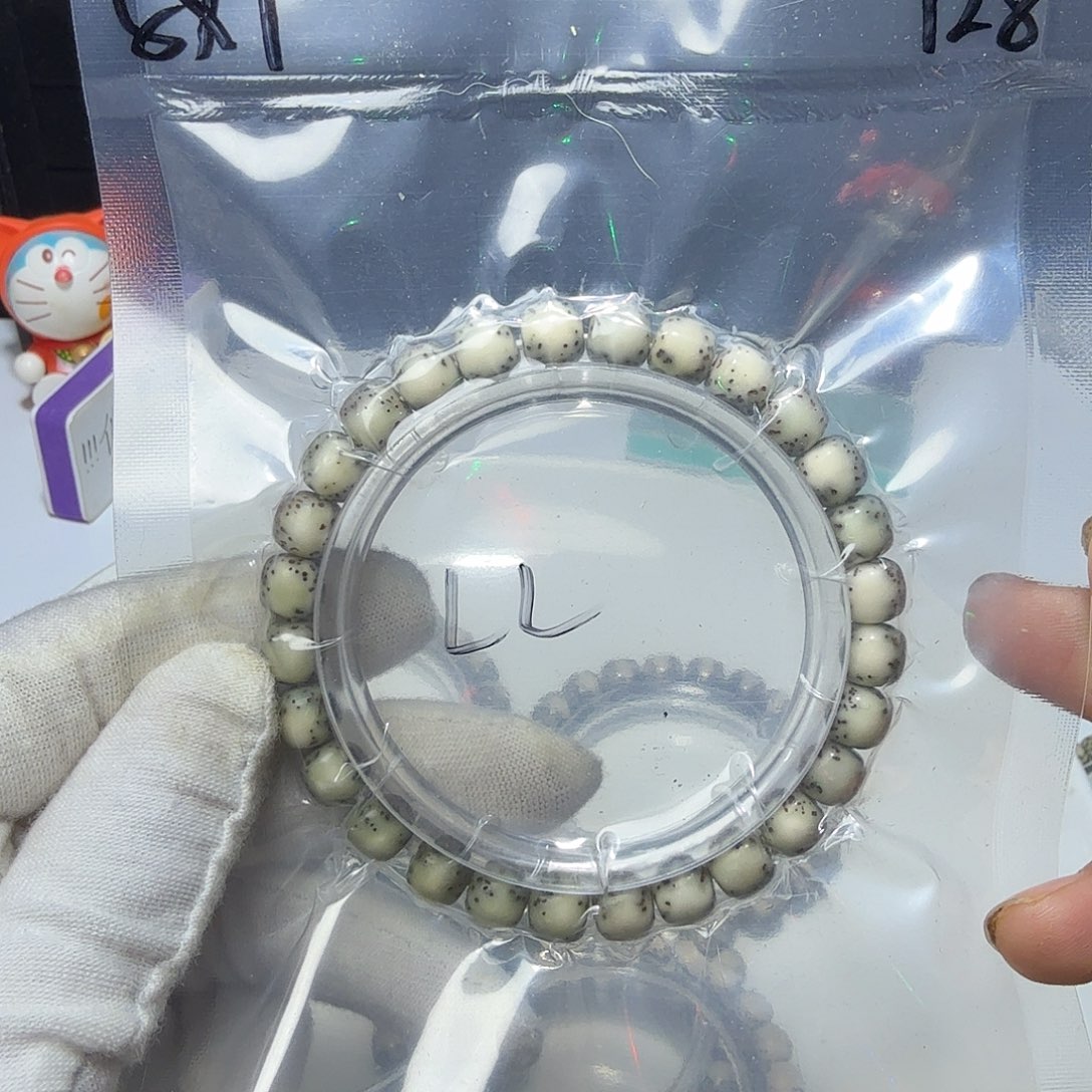 星月菩提手串L*。河豚