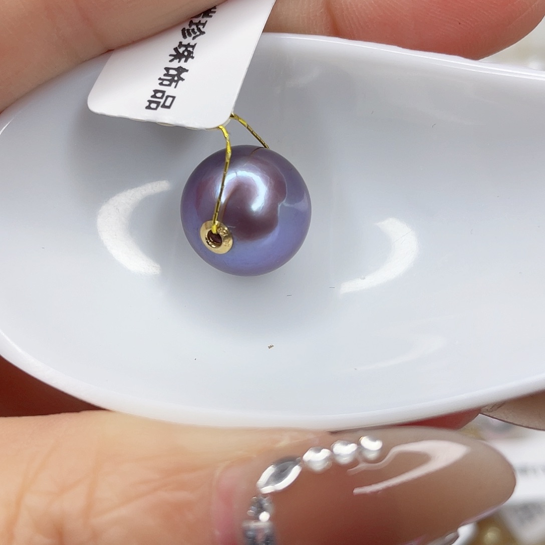 淡水珍珠吊坠(赠链)18K金镶嵌