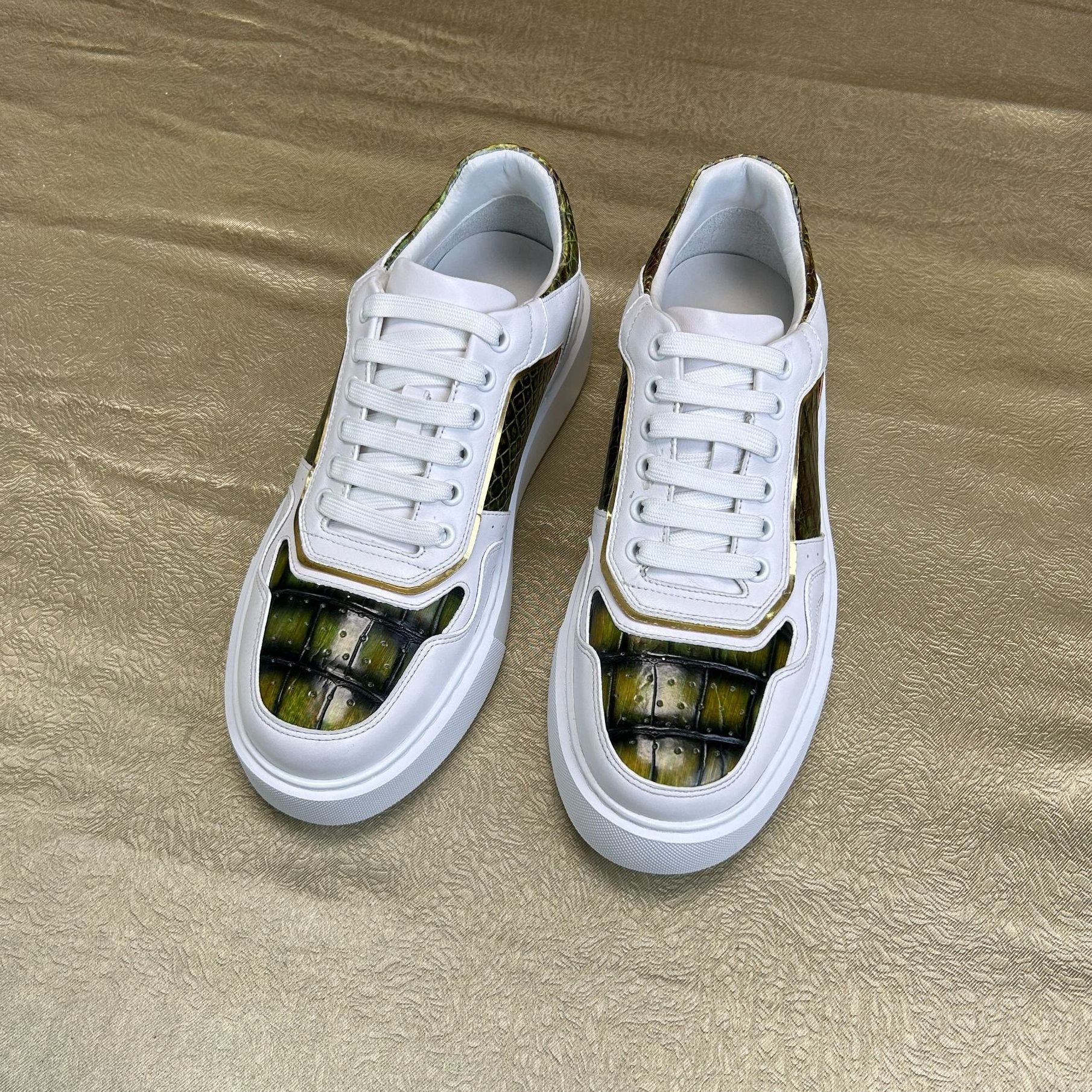 休闲运动鞋时尚男士鳄鱼皮鞋经典手工透气百搭休闲鞋平底夏季