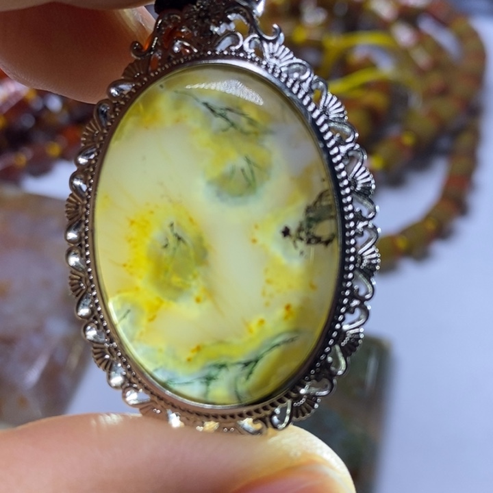 玛瑙/玉髓颈饰未镶嵌