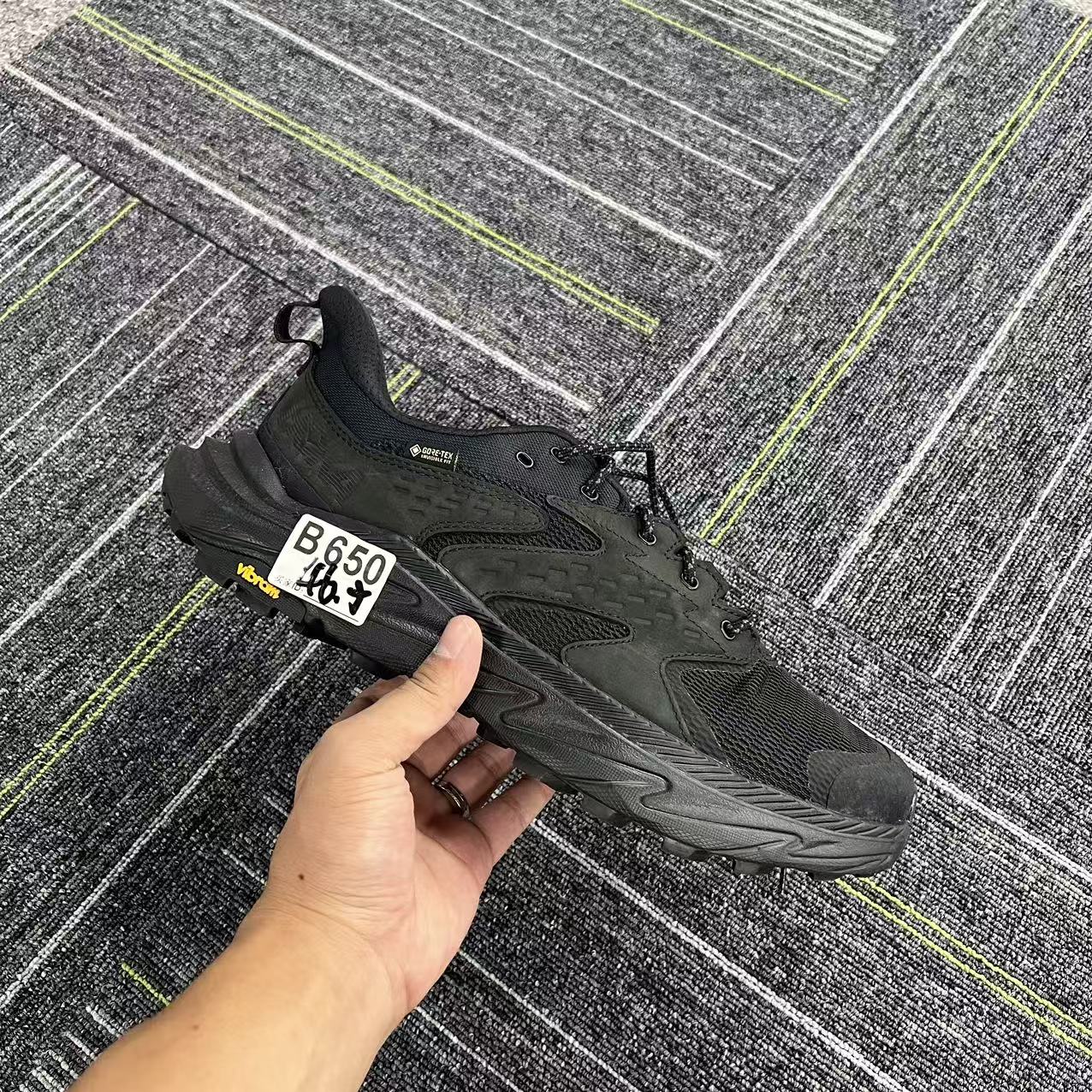 HOKA  / 新款户外百搭时尚休闲鞋 B650