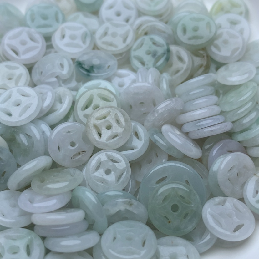 【闪购商品】翡翠手链未镶嵌卡9金钱扣50颗