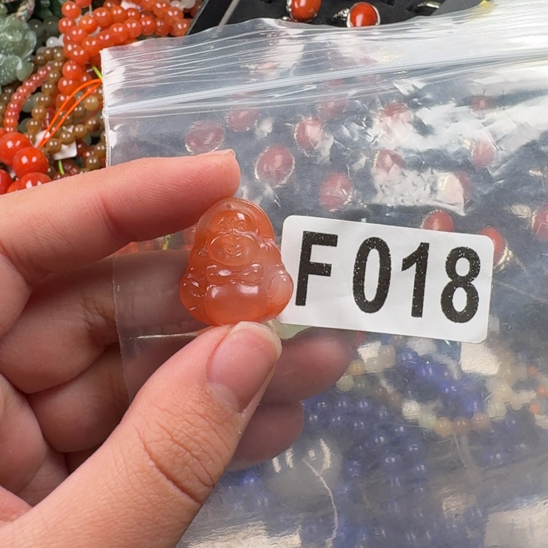 南红玛瑙未镶嵌珠宝奇石