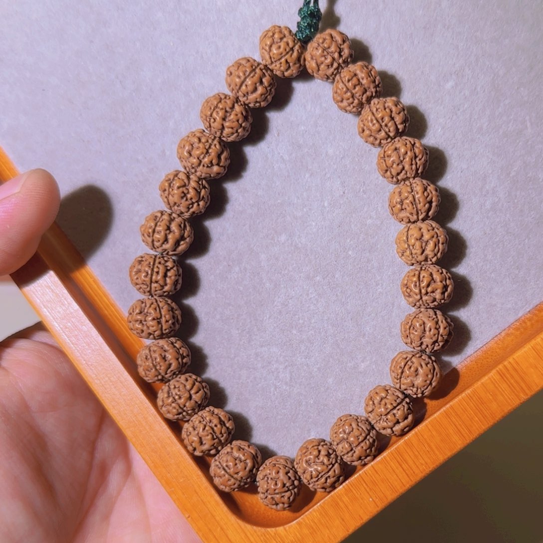 金刚菩提吊坠龙胆小金刚