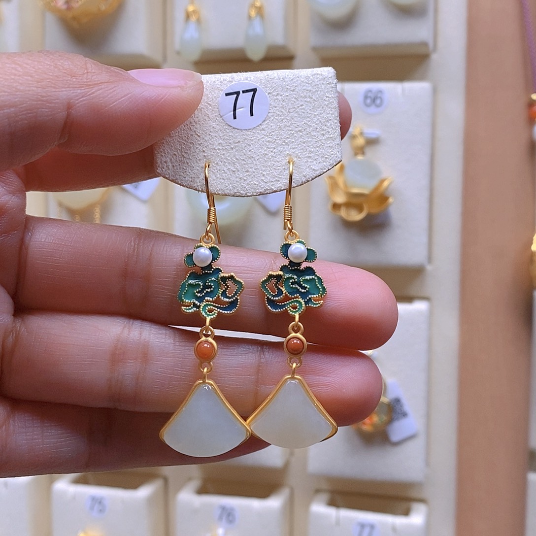 和田玉银S925镀金镶嵌耳饰