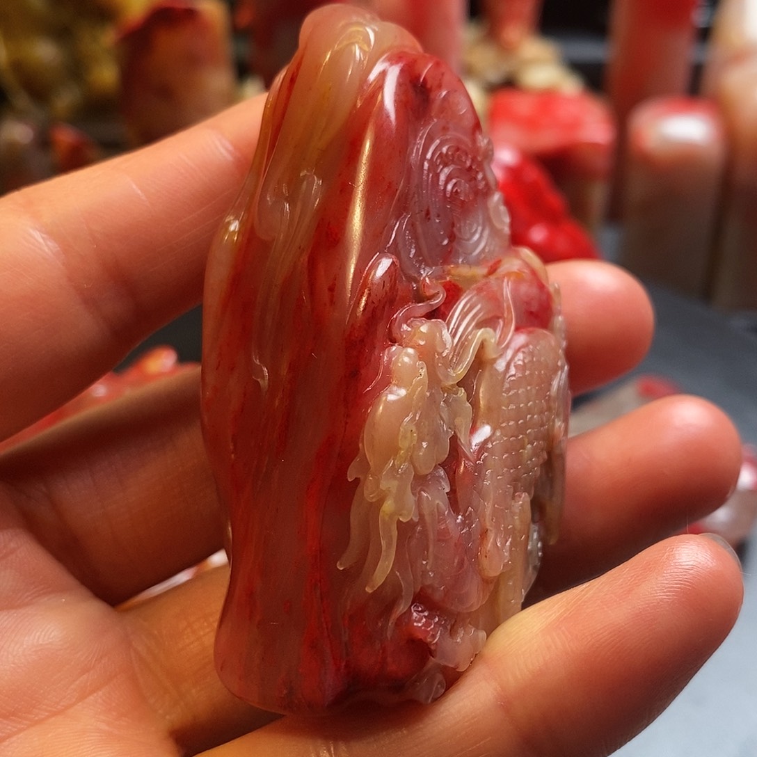 巴林石海鸡血石手玩