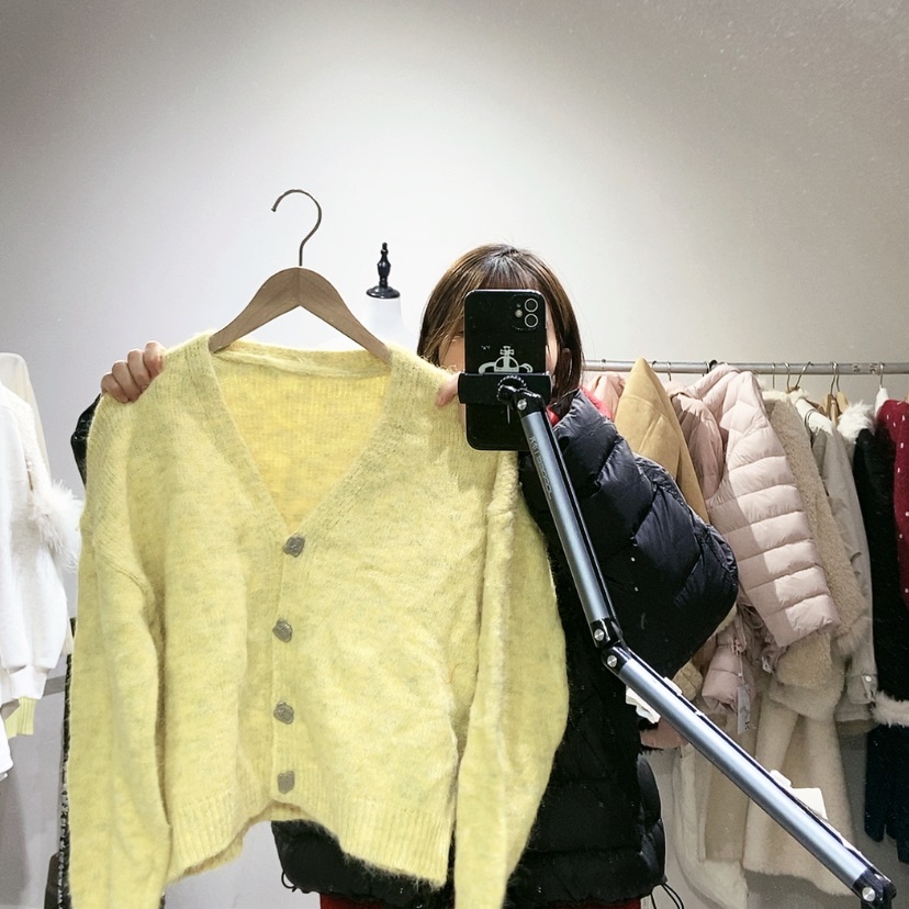 【闪购商品】黄色开衫