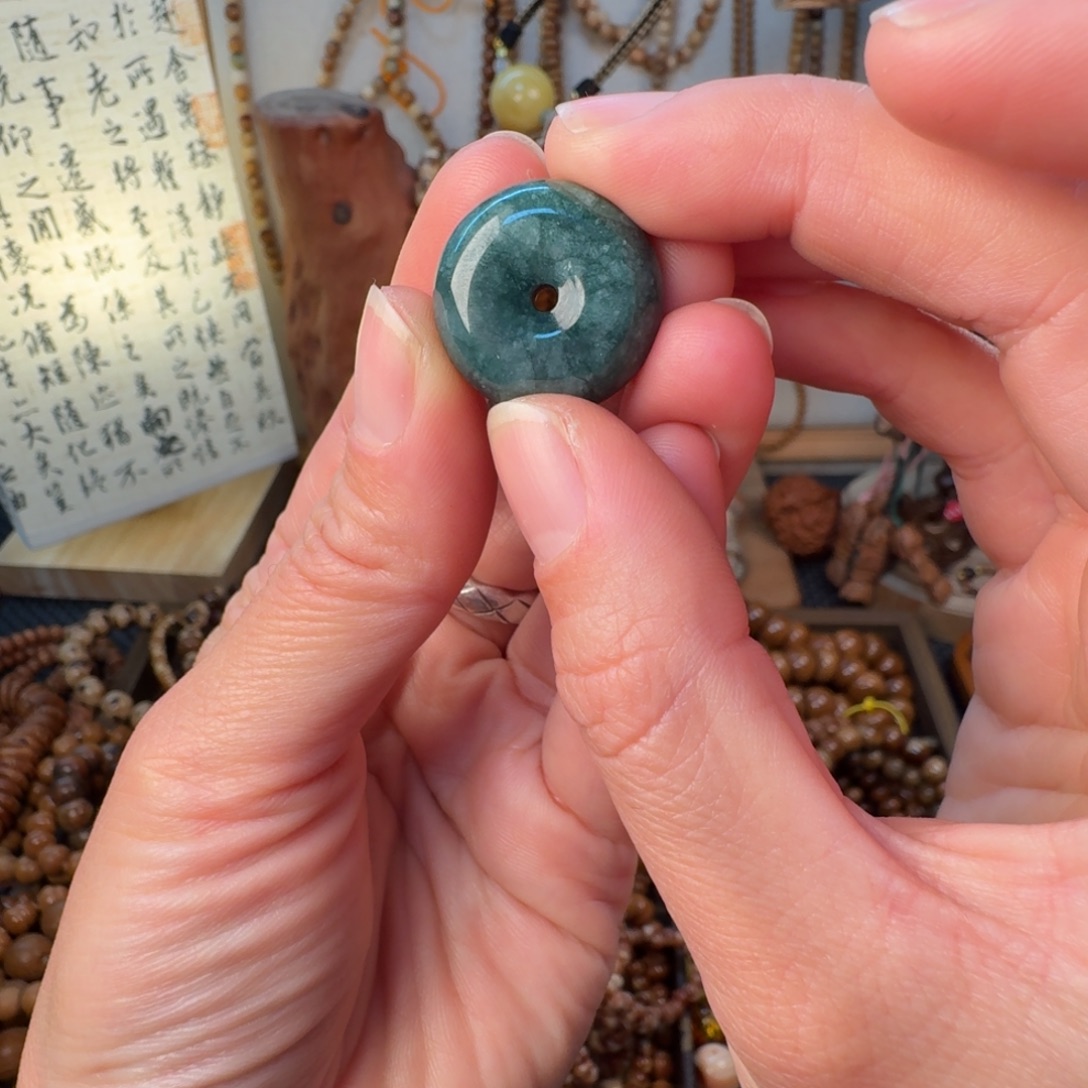 马***饱柏香籽/百香籽吊坠菩提
