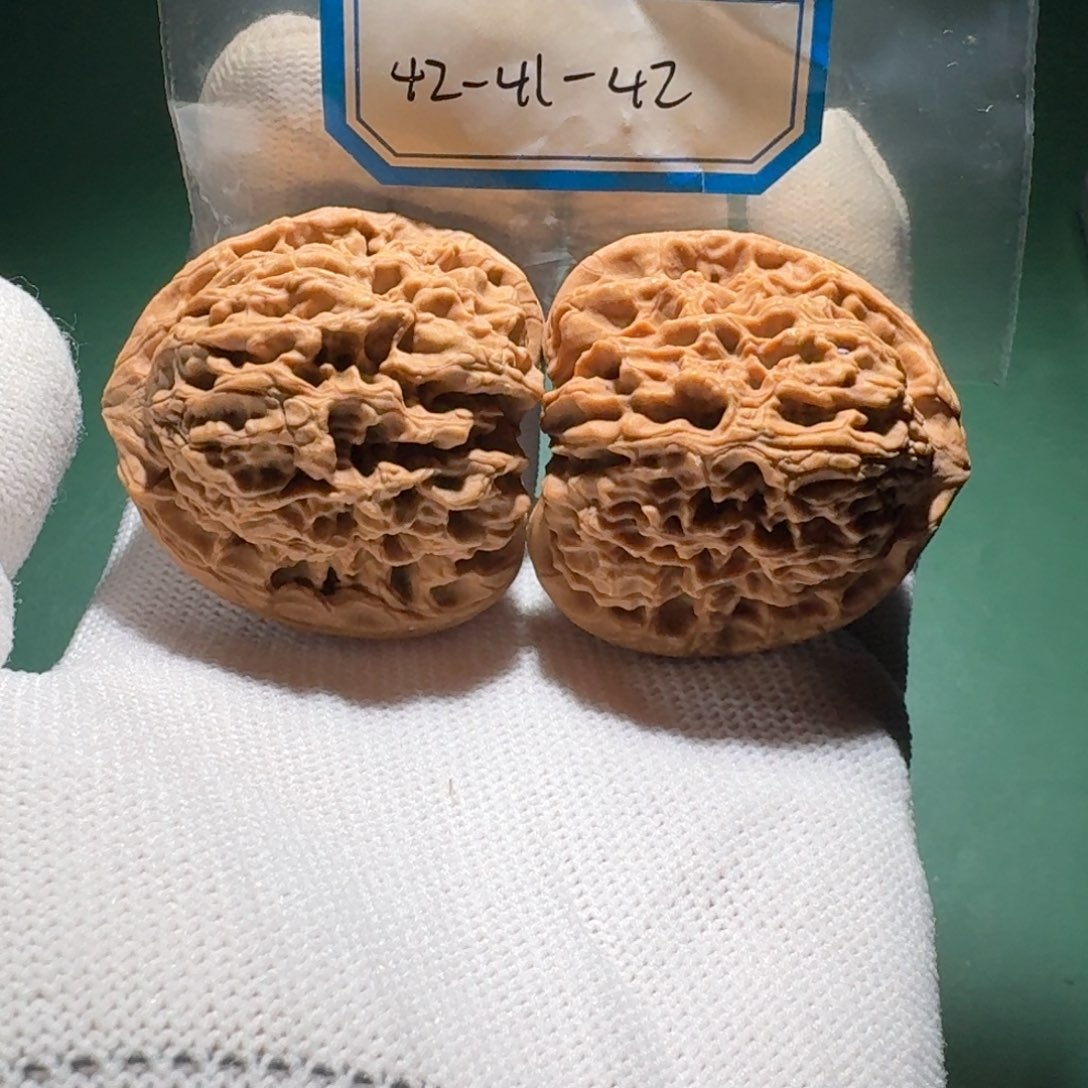 ****鼻文玩核桃吊坠24号村将h