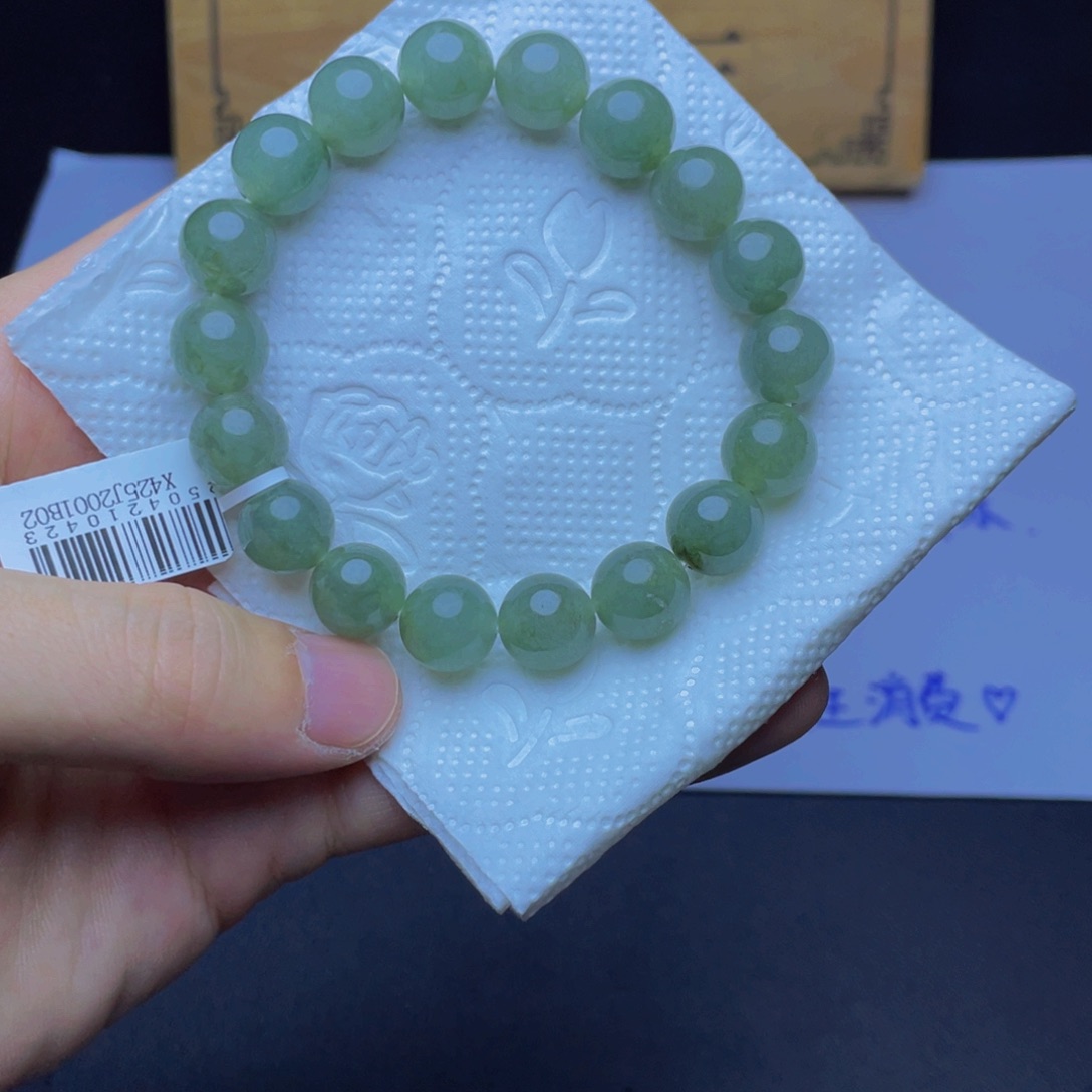 未镶嵌定制翡翠手串