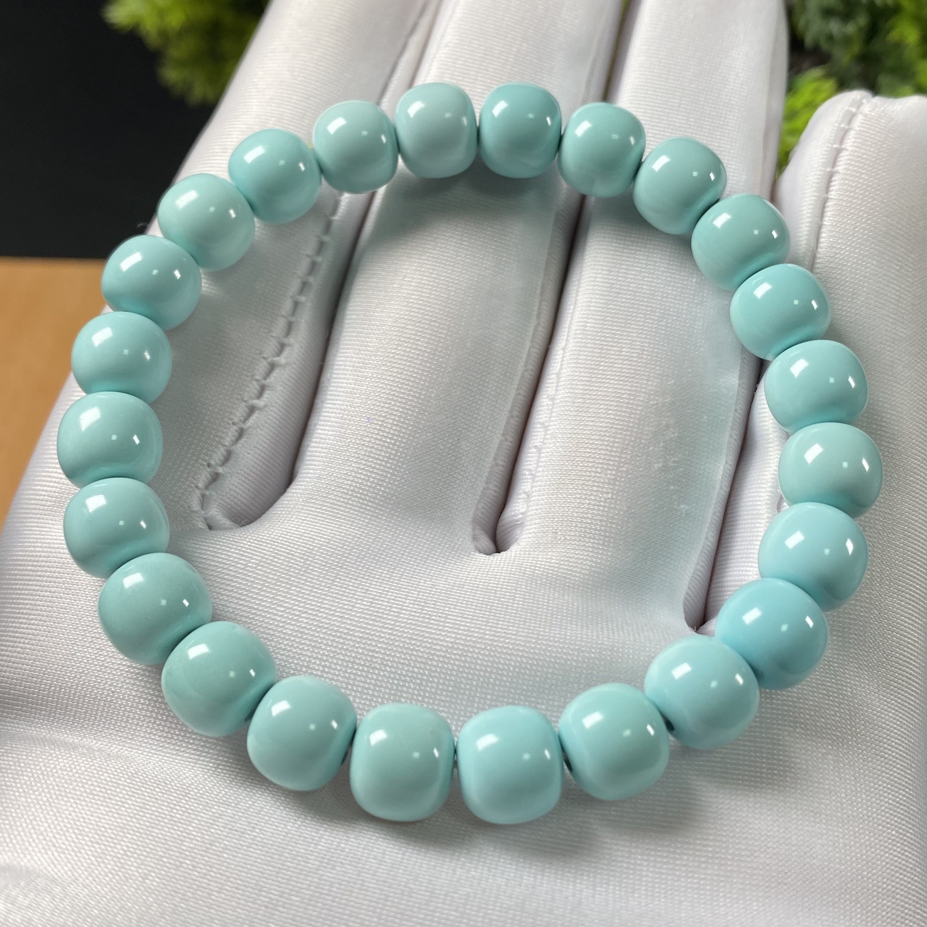 原矿绿松石精品老型手串，直径8.5mm左右，重19.45g，圈围16cm