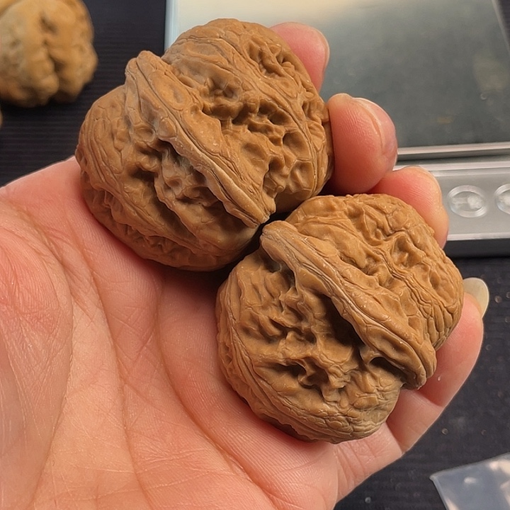 沈***司文玩核桃吊坠全品元宝